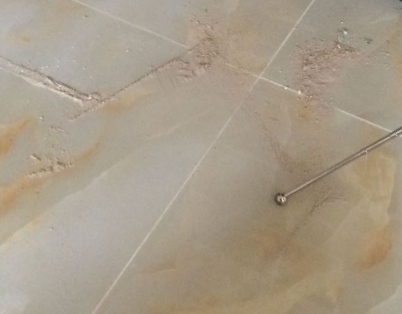 瓜州瓷砖空鼓维修公司分享粘合剂选择不当在瓷砖铺贴过程中可能导致以下问题